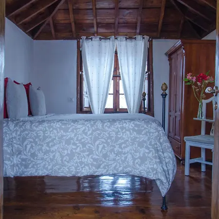 Rural Casona Santo Domingo * غيمار