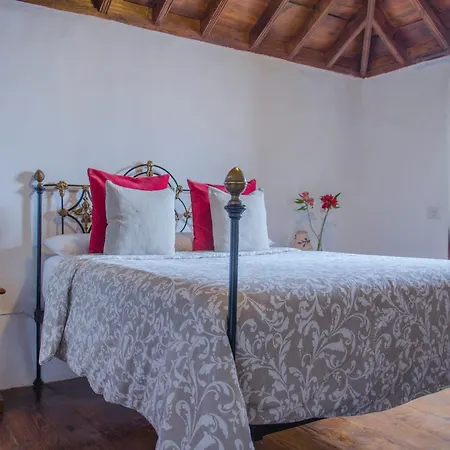 Rural Casona Santo Domingo *